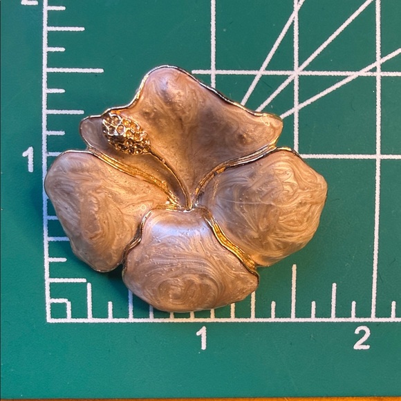 Elegant Gold Hibiscus Floral Brooch by Jyoti - Picture 4 of 4